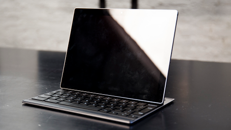 Illustration for article titled The Best Hybrid Laptops For Every Occasion